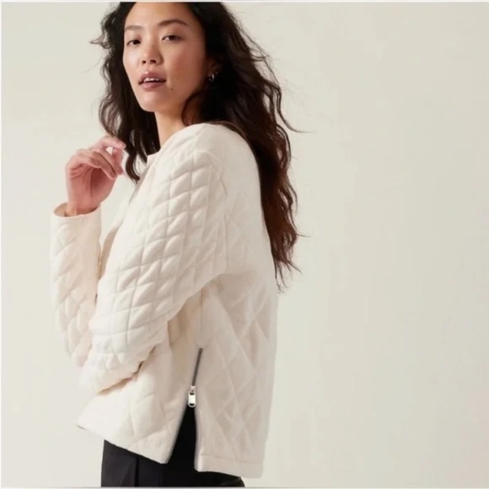 Athlete Retroplush Quilted Crewneck Sweatshirt - Magnolia White
